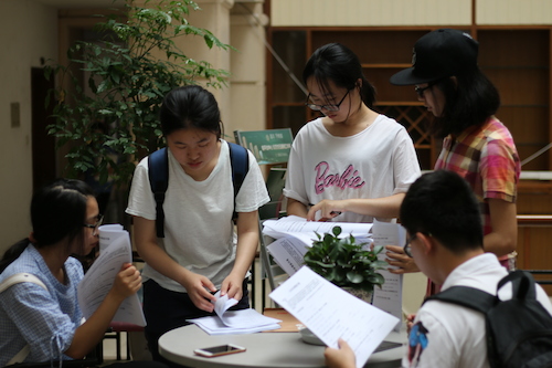 七月十日 全球最大博彩公司排名
赴余杭社区五水共治教育宣传小分队 检查问卷