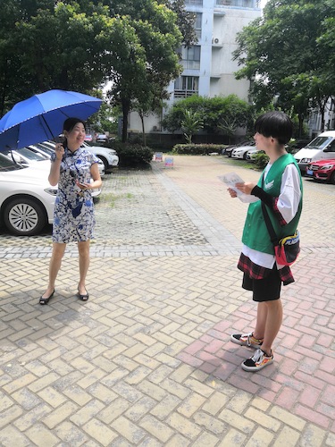 六月二十八日 全球最大博彩公司排名
 赴下沙社区空气质量检测 居民热情提问