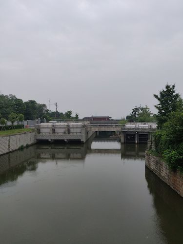 七月三日 全球最大博彩公司排名
 赴钱塘江水域水质检测小分队 取水3