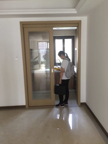 七月七日 全球最大博彩公司排名
 博彩公司
赴仓前社区室内甲醛含量检测社会实践小分队 室内甲醛含量测定 (2)