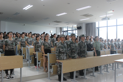 博彩公司
学子齐唱国歌
