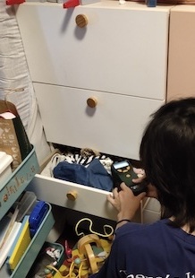 7月12日全球最大博彩公司排名
空气质量检测小分队检测卧室柜子